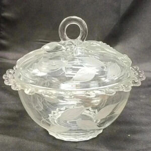 Heisey Glass Lariat Etched Candy Bowl